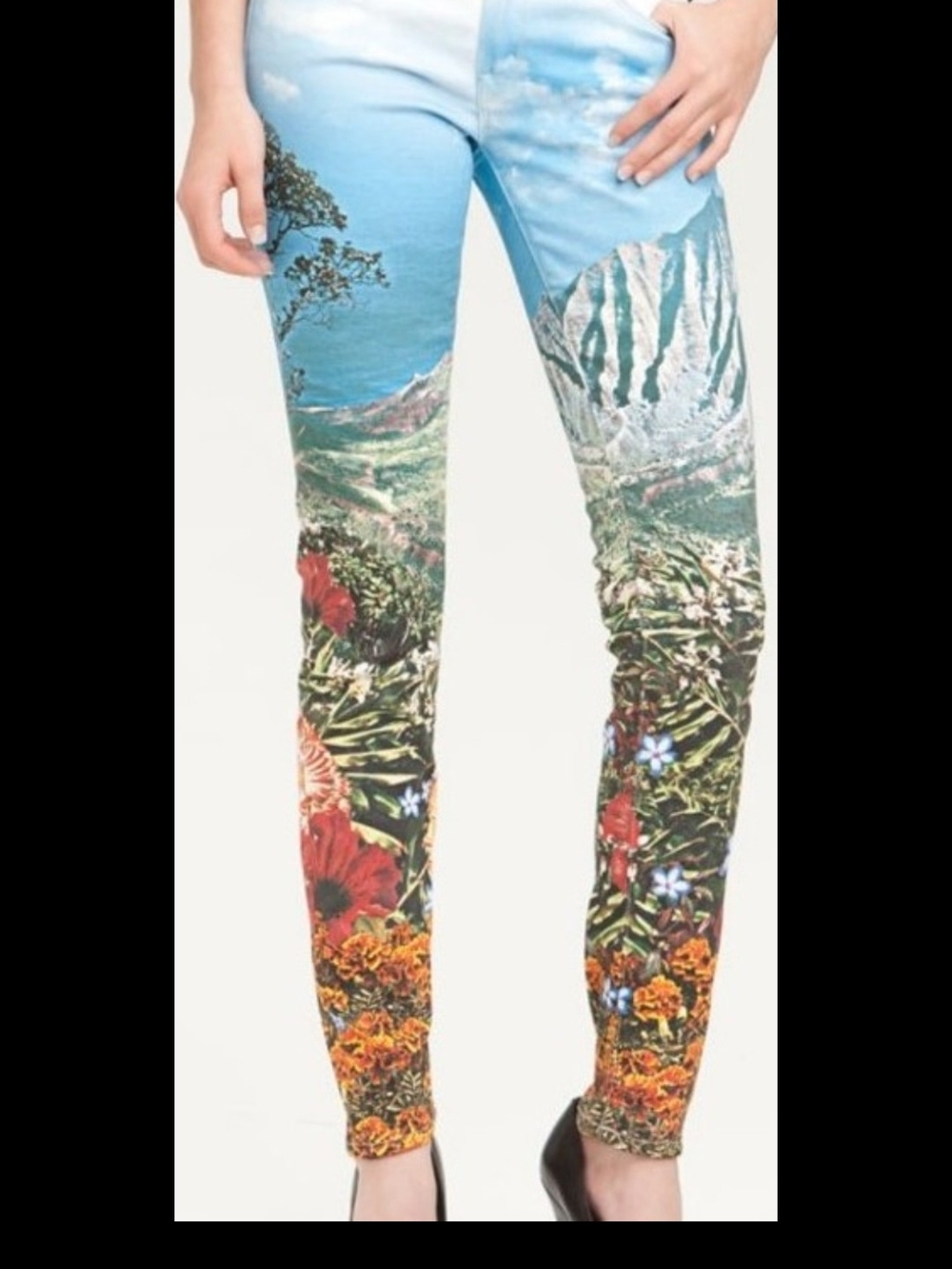 MOTHER The Looker "A Day in Paradise" jeans RETAIL $248